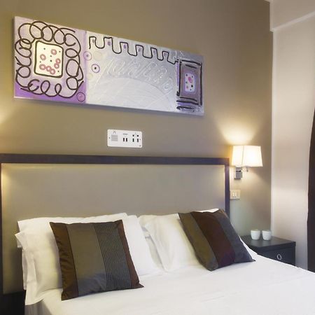 Hotel Ambassador Ριτσόνε Δωμάτιο φωτογραφία