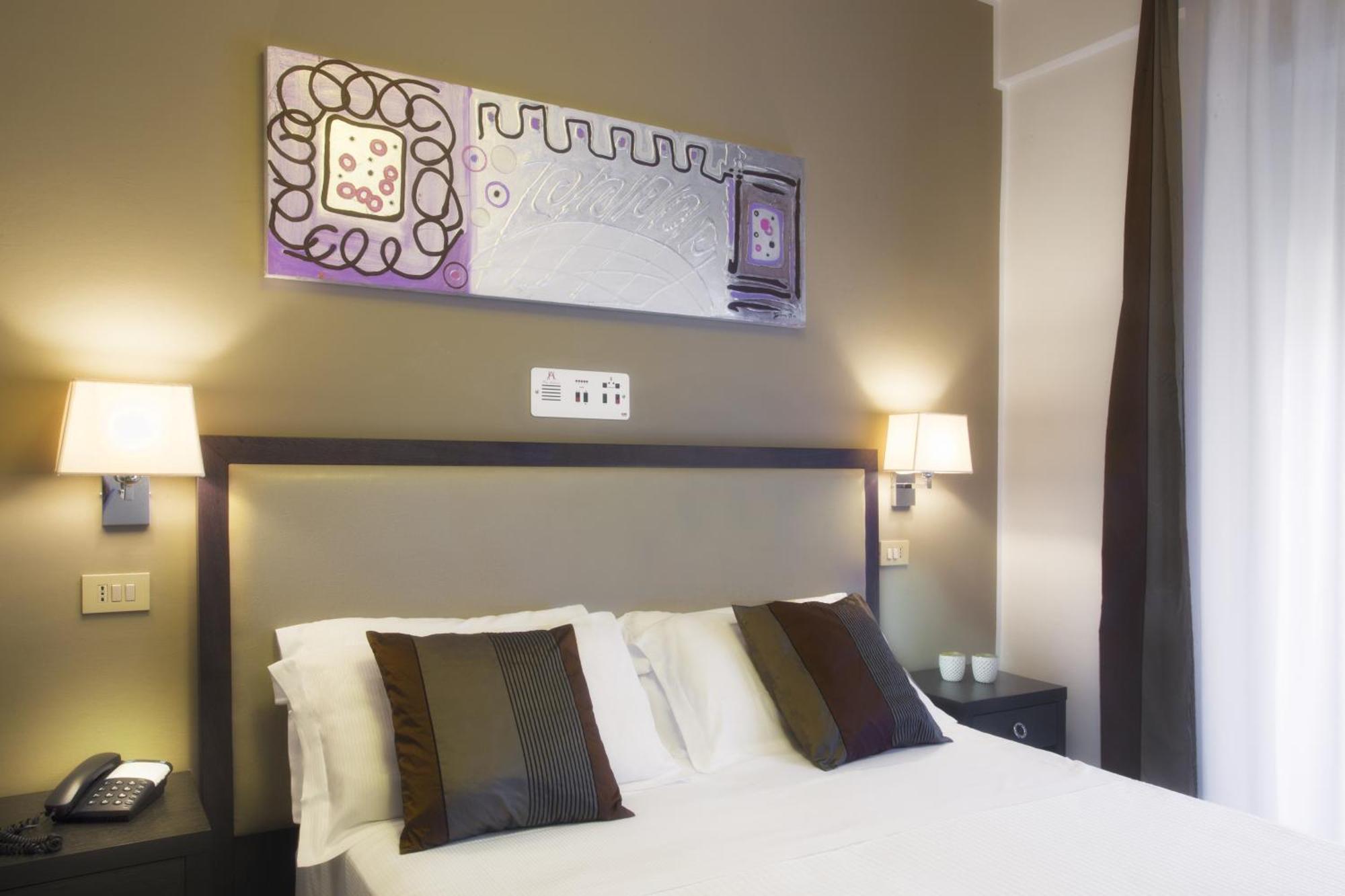 Hotel Ambassador Ριτσόνε Δωμάτιο φωτογραφία