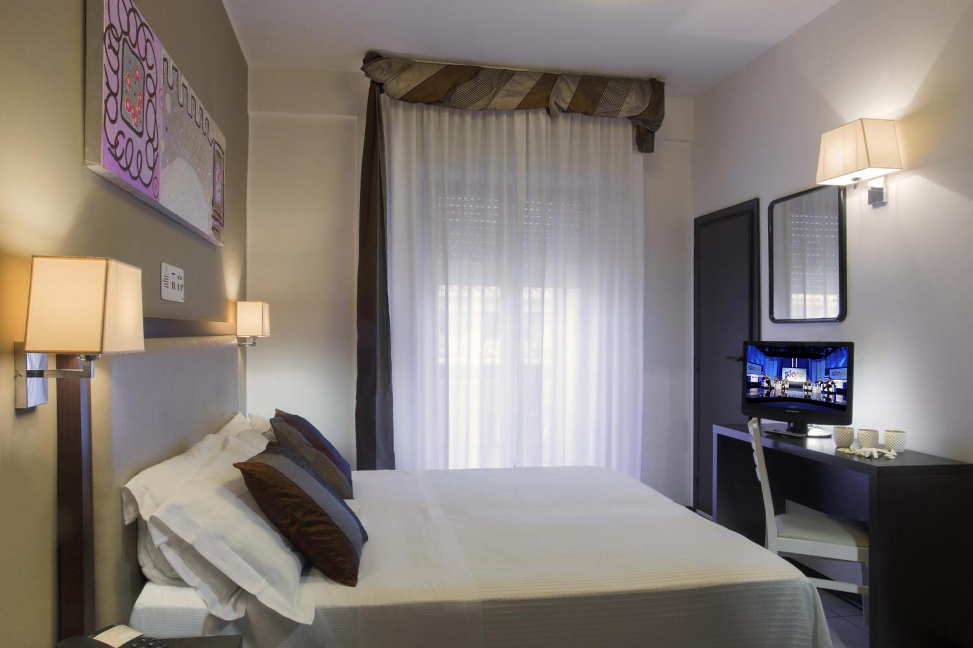 Hotel Ambassador Ριτσόνε Δωμάτιο φωτογραφία