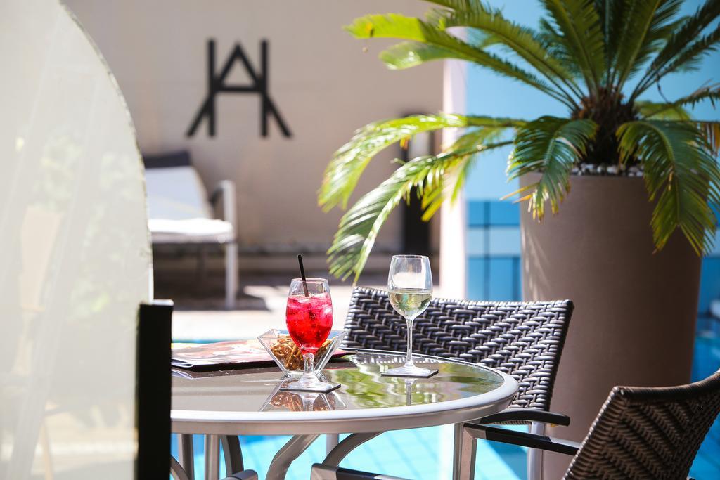 Hotel Ambassador Ριτσόνε Εξωτερικό φωτογραφία