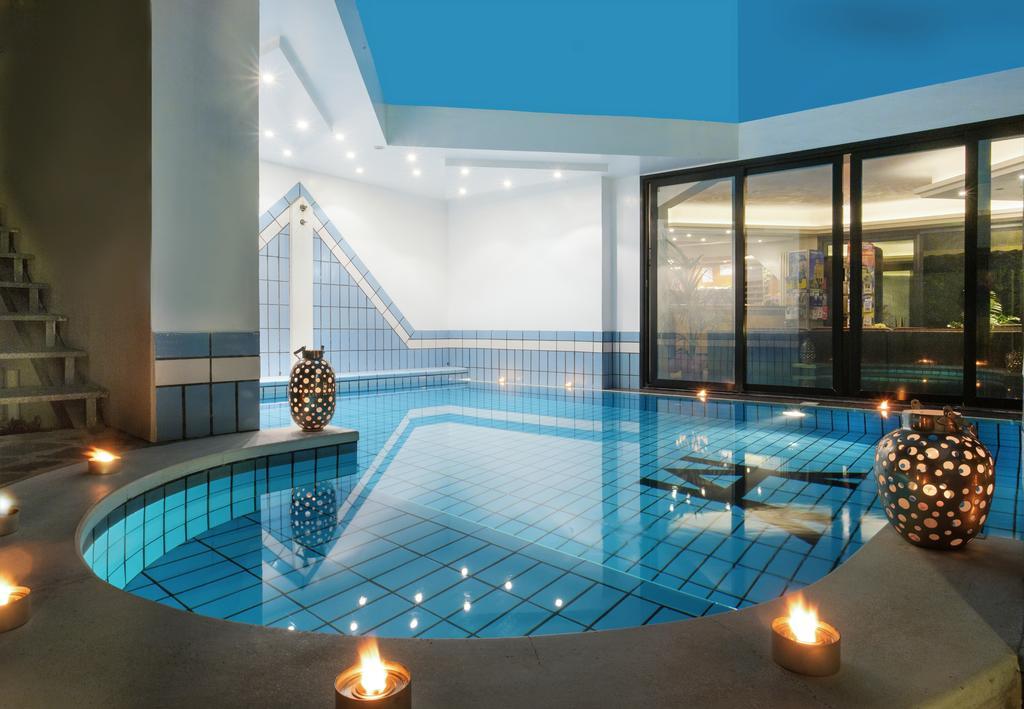 Hotel Ambassador Ριτσόνε Εξωτερικό φωτογραφία
